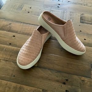 Women’s Sofft Somersault III Slide. 6.5
